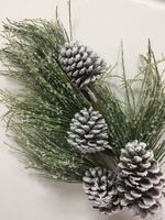 Ветка сосновая с шишками 42 см