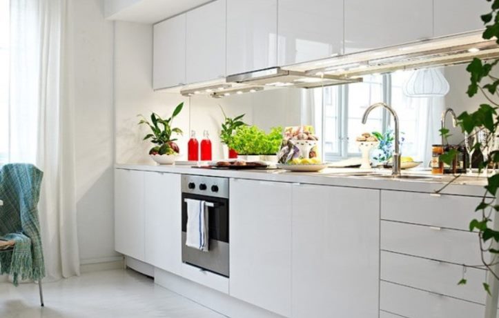 Не вешайте зеркало просто чтобы было